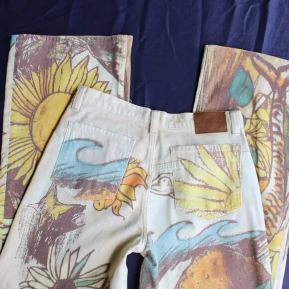 We The Free  tinsley beach scene printed denim jeans sunflowers wide leg barrel - Picture 9 of 14